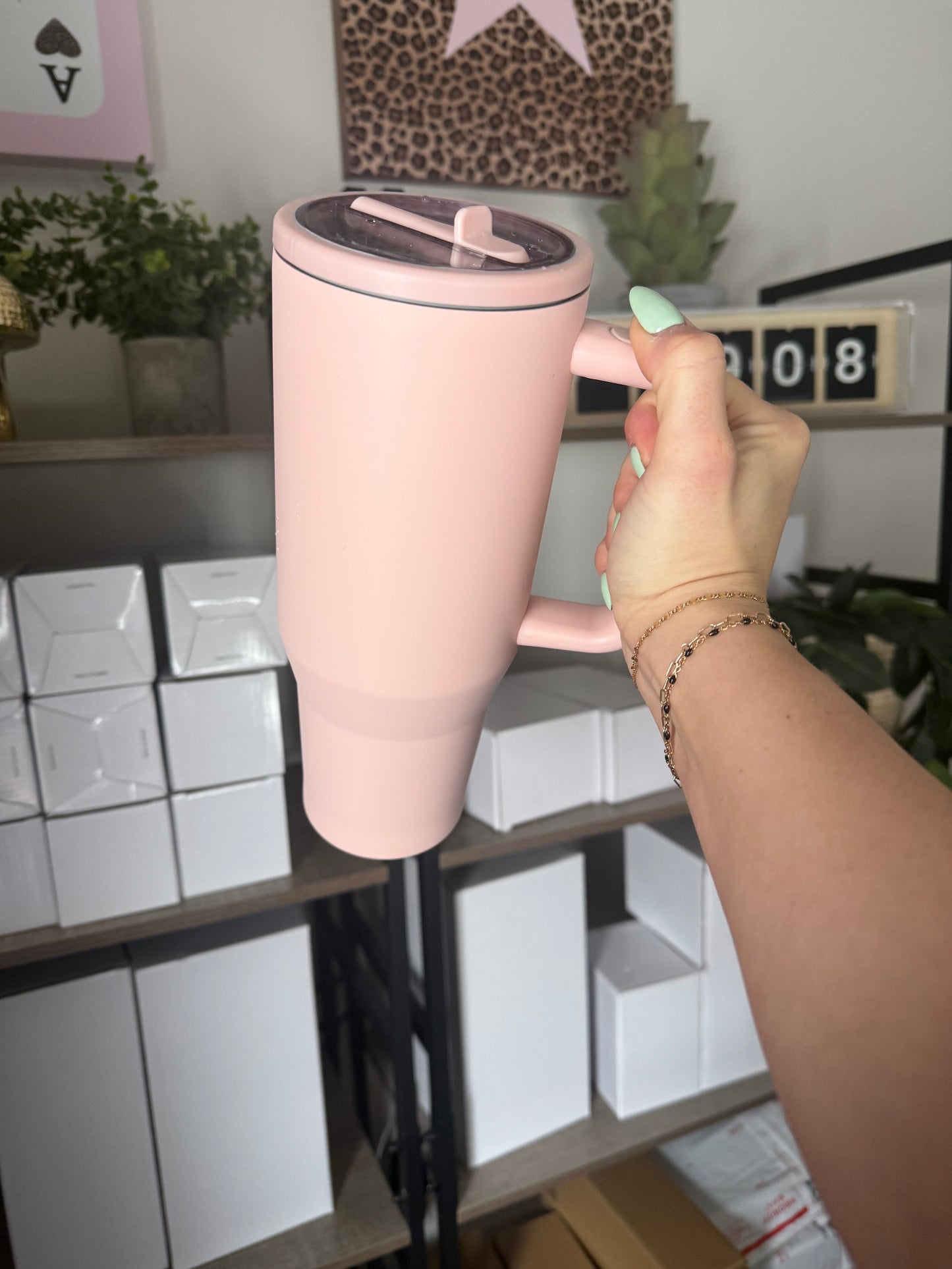 light pink 40oz spill proof flip straw cup