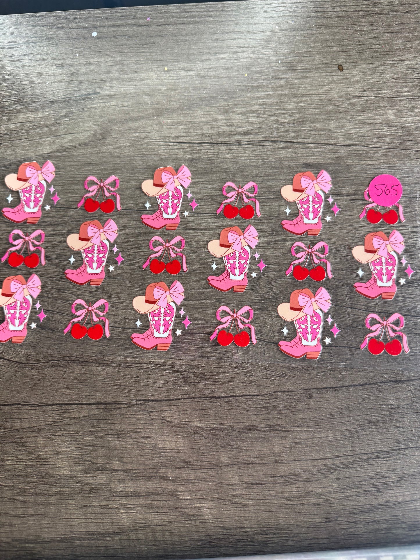 decal 565