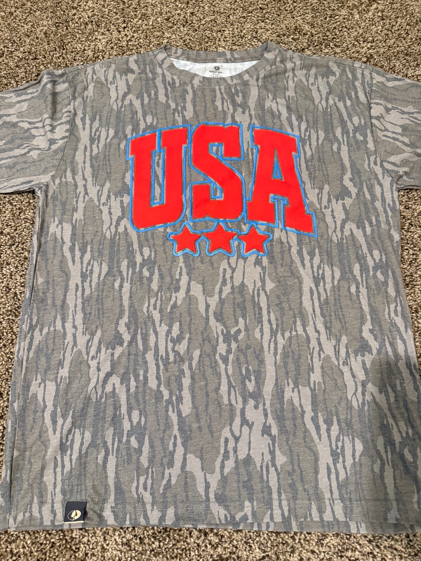 USA mossy oak t-shirt