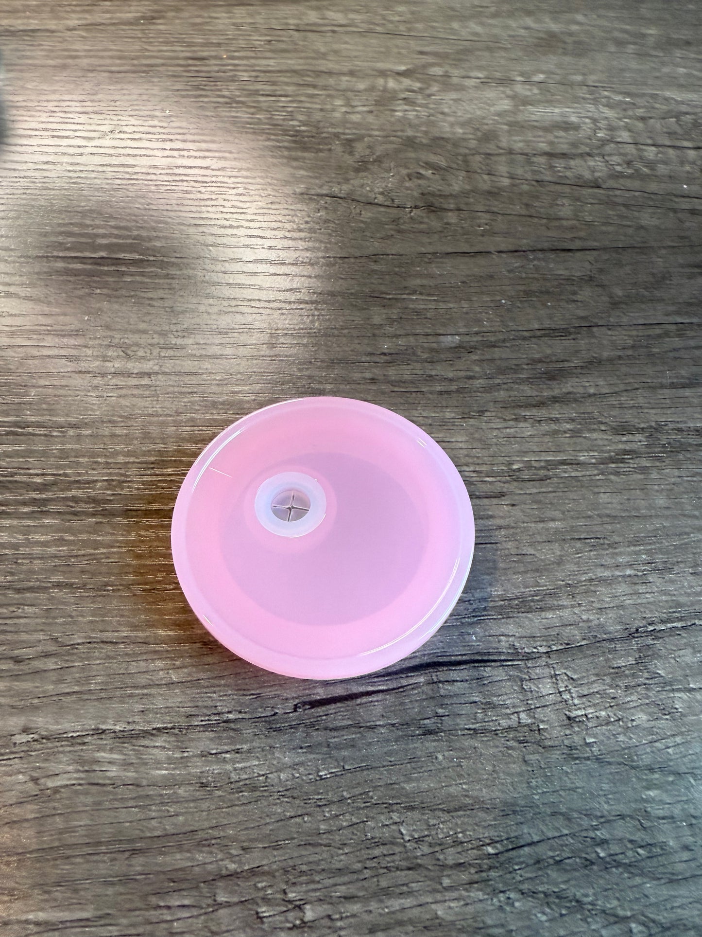 light pink lid