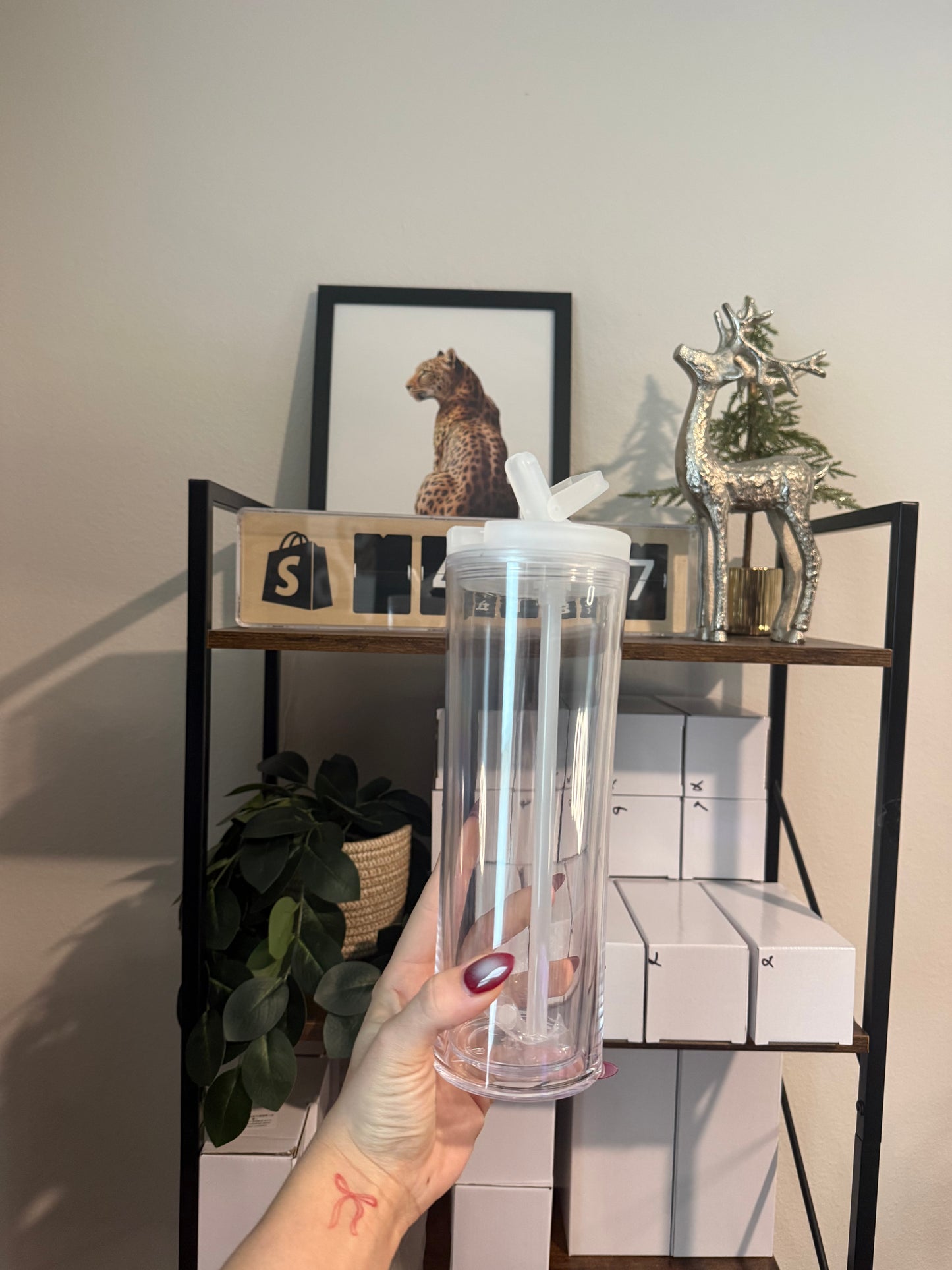 20 oz white flip straw cup