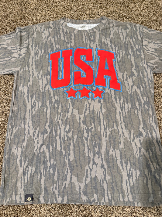 USA mossy oak t-shirt