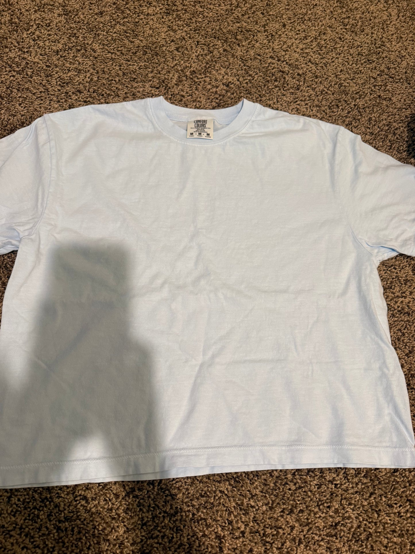 mid cropped light blue comfort colors t-shirt