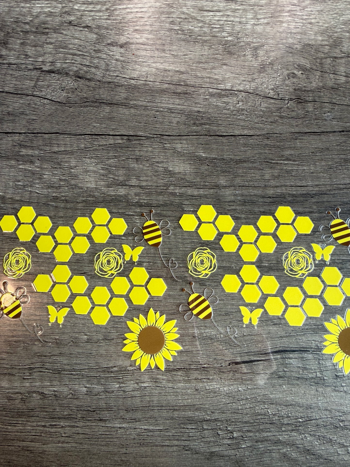bee decal