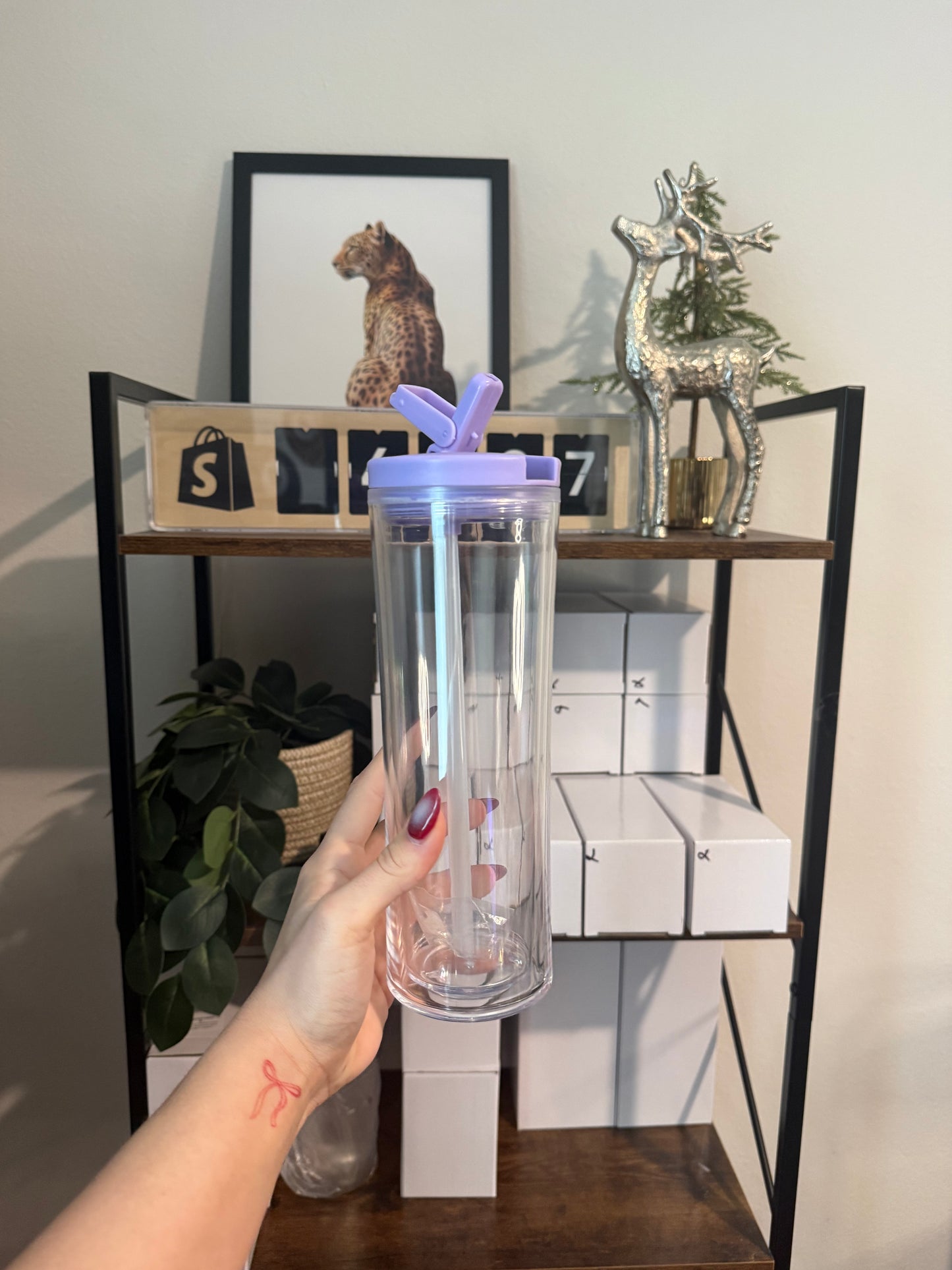 20 oz light purple flip straw cup